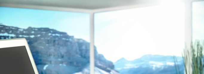 10 Real Opportunities to Work and Travel Simultaneously