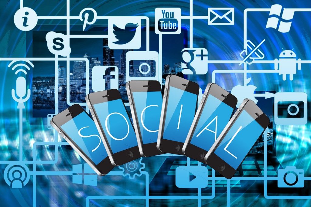make money with Social Media