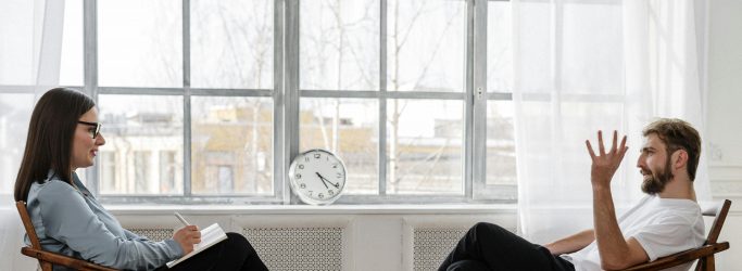 Why You Should Hire A SEO Consultant?