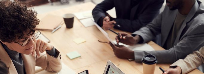 Does an HR Software Fit in Your Business Progressing Strategy?