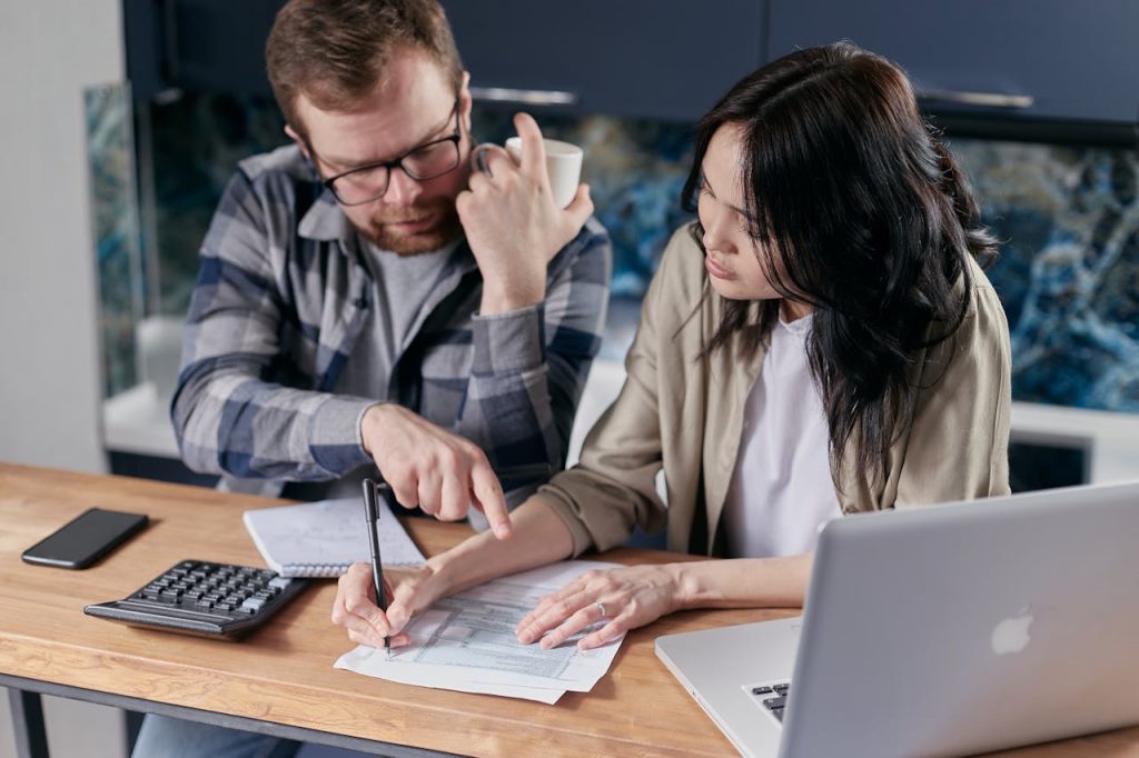 Top 9 Things You Need to Know About Business Credit