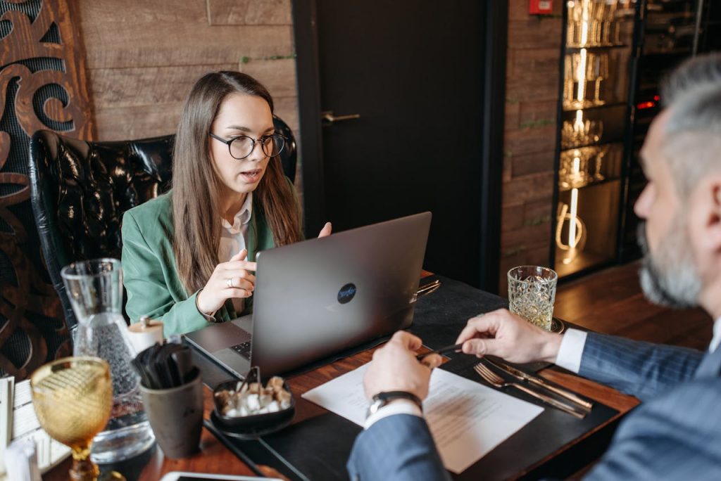 10 Effective Strategies for Managing SEO Client Relationships
