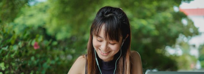 Essential Skills for Aspiring Essay Writers