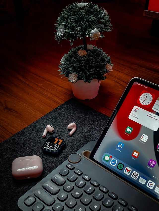 Top 5 Tech Gadgets of 2024