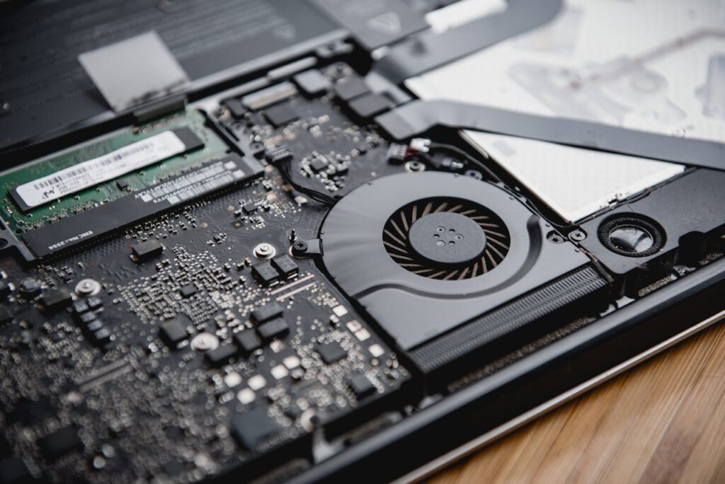 Best Laptop Cooling Pads: Essential for Performance and Comfort